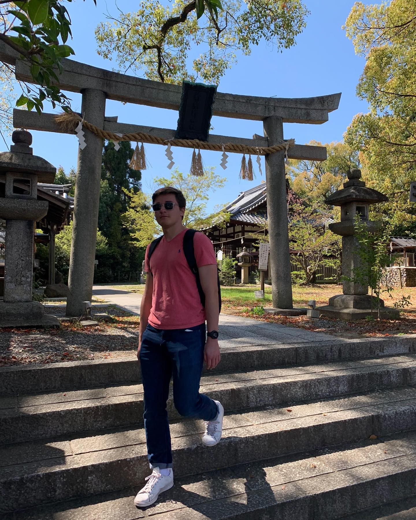 freerange_elliott Instagram Archive/_media/2023-04-19-off-to-seoul-today-in-the-meantime-he/03.jpg