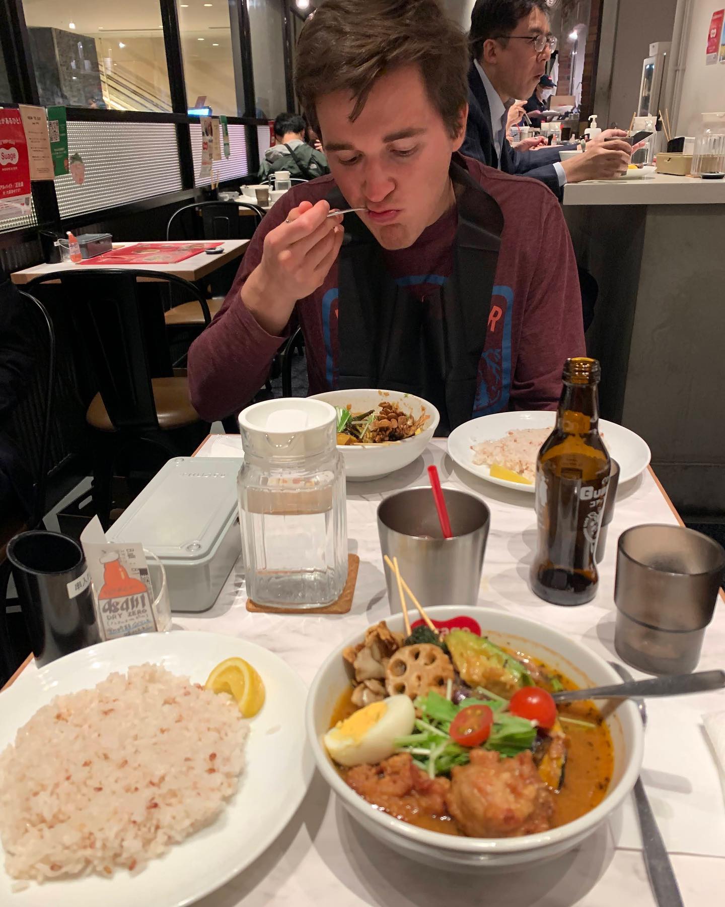 freerange_elliott Instagram Archive/_media/2023-04-19-off-to-seoul-today-in-the-meantime-he/09.jpg