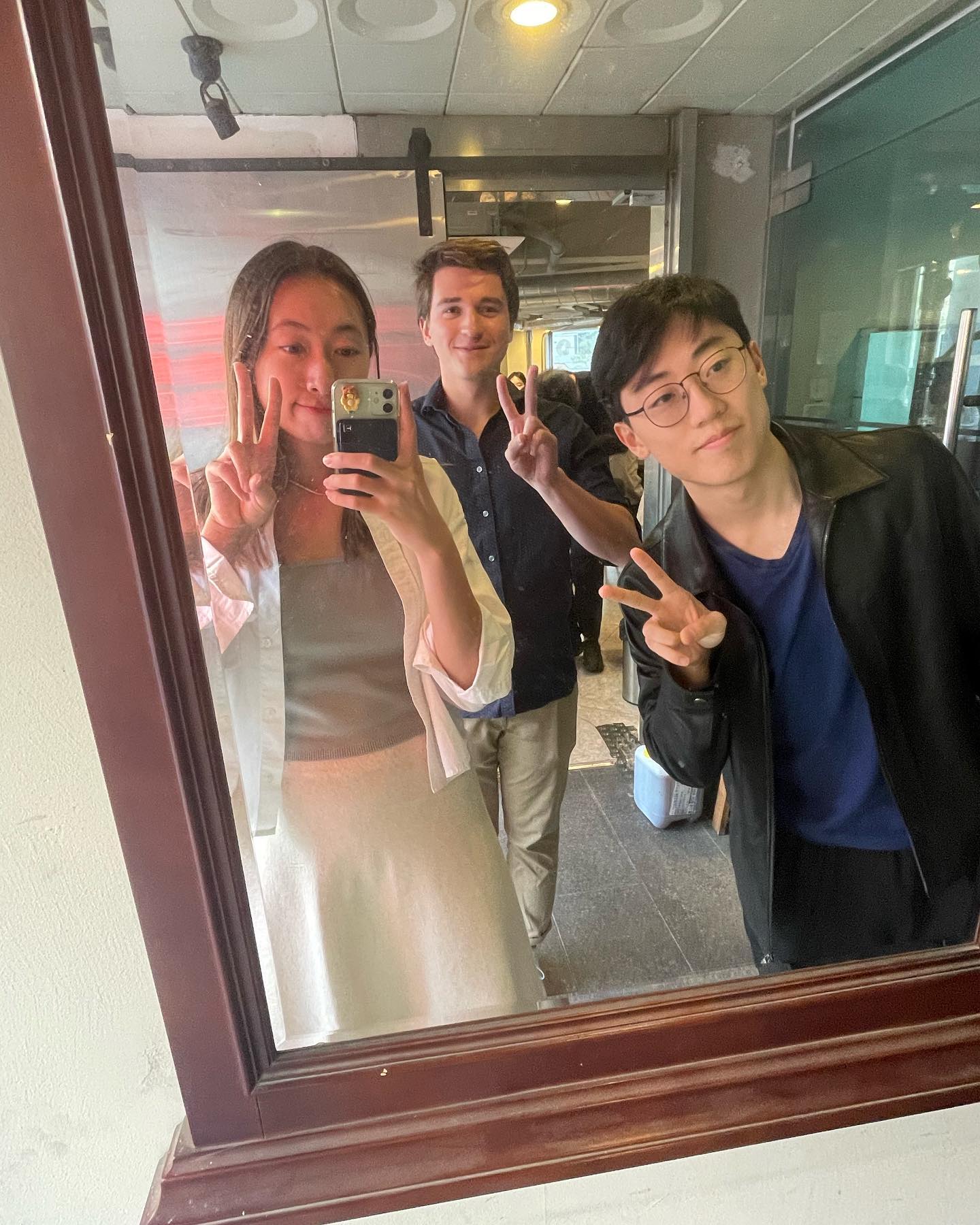 freerange_elliott Instagram Archive/_media/2023-04-23-heading-to-the-airport-after-an-aweso/04.jpg